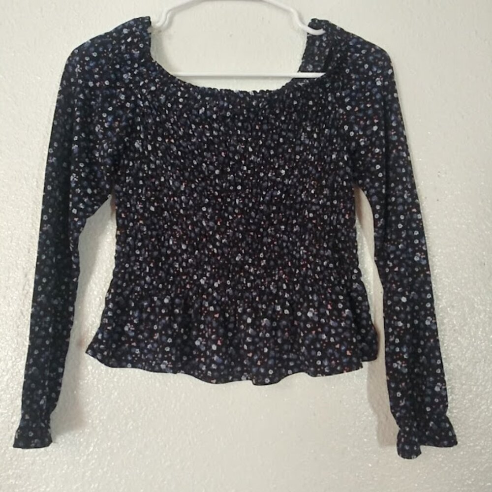 Iris women's size M black floral long sleeve smocked top